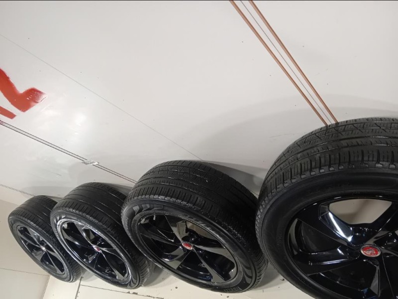 KIT 4 Cerchi HK8M-1007-LA Jaguar F-pace 2015