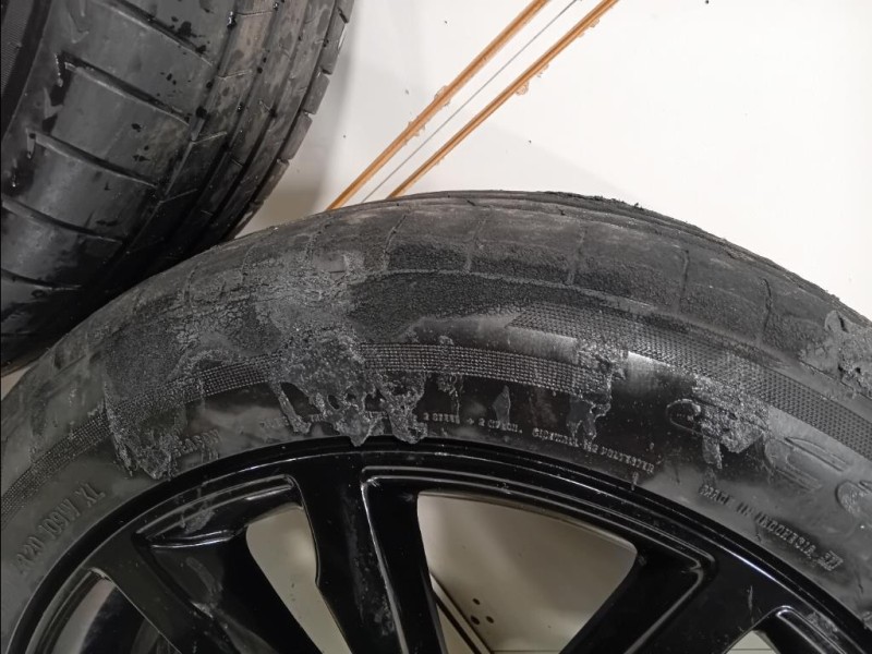 KIT 4 Cerchi HK8M-1007-HA Jaguar F-pace 2015