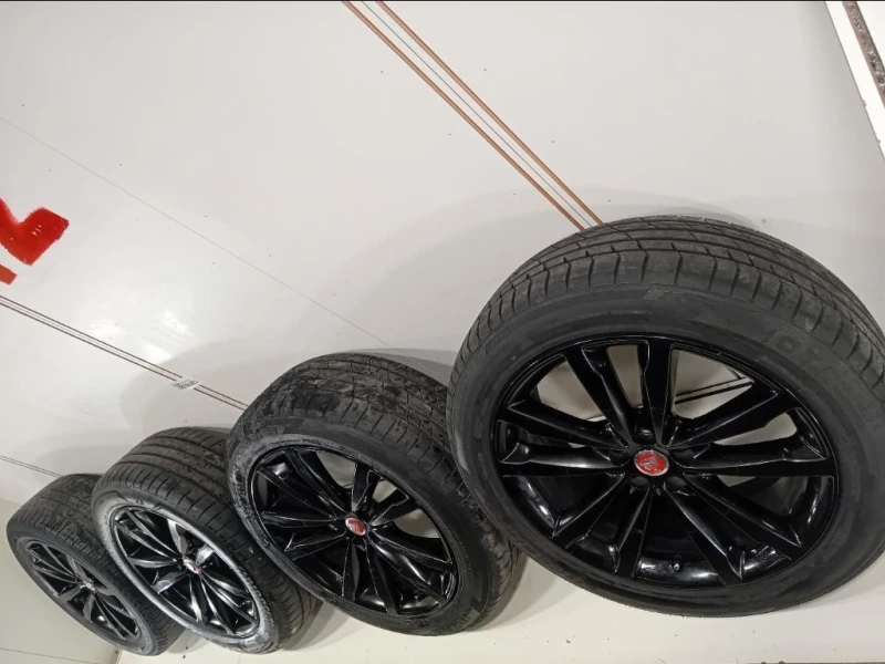 KIT 4 Cerchi HK8M-1007-HA Jaguar F-pace 2015