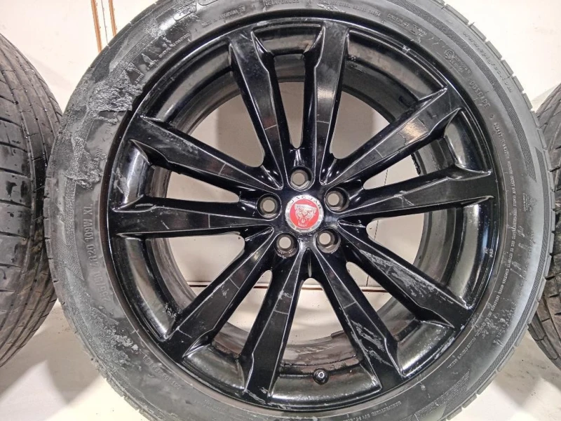 KIT 4 Cerchi HK8M-1007-HA Jaguar F-pace 2015