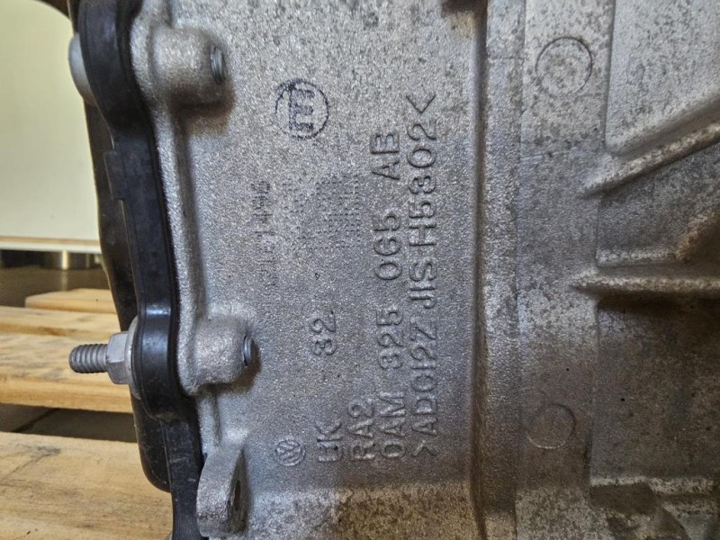 Cambio UBS CAMBIO DKLD UUE 0CW 300 050 C 005 Skoda Fabia NJ3 2018