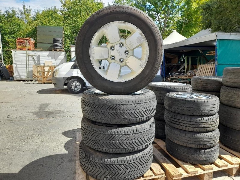 KIT 4 Cerchi 23565 R17 Jeep Grand Cherokee II 1999