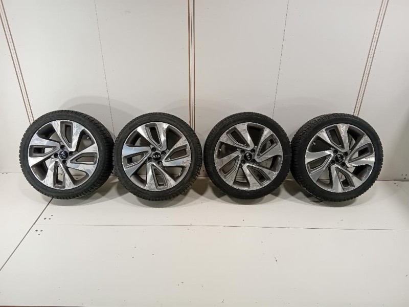 KIT 4 Cerchi 52910-IW850 65JX17 20545 R17 Kia RIO III 2012