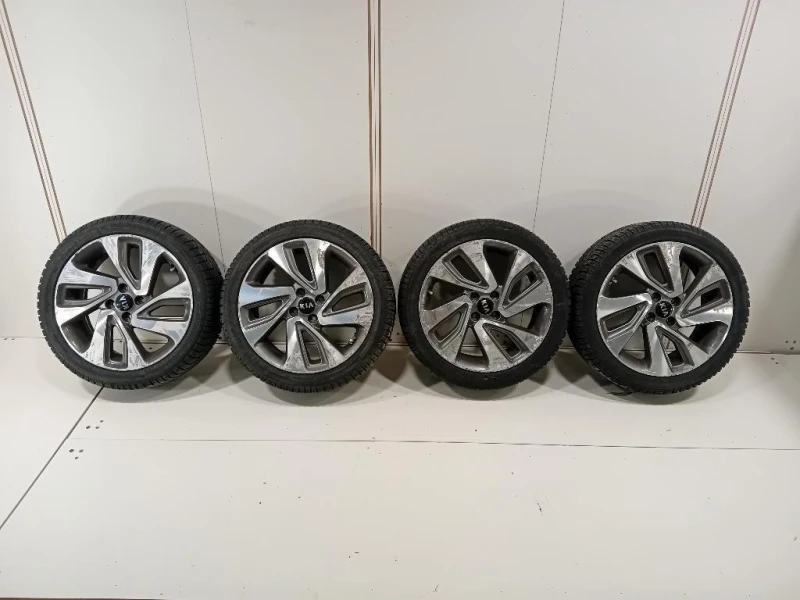 KIT 4 Cerchi 52910-IW850 65JX17 20545 R17 Kia RIO III 2012