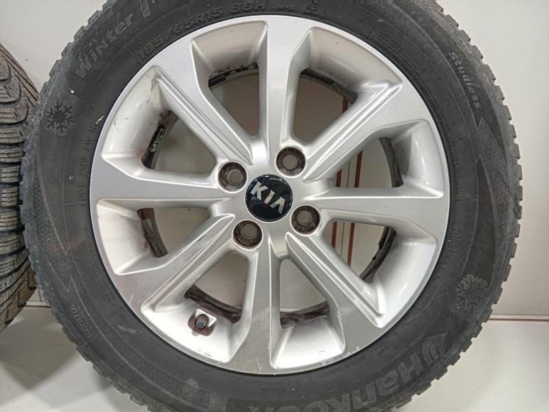 KIT 4 Cerchi 18565 R15 52910-H8400 Kia Stonic 2017