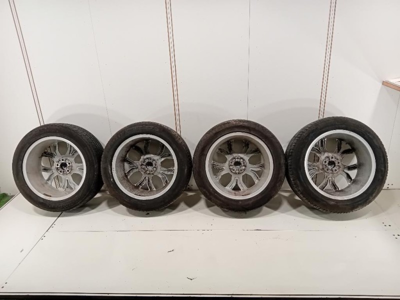 KIT 4 Cerchi HK7M-1007-AA Land Rover Discovery V Sport 2019