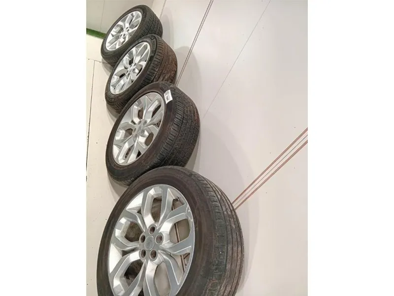 KIT 4 Cerchi HK7M-1007-AA Land Rover Discovery V Sport 2019