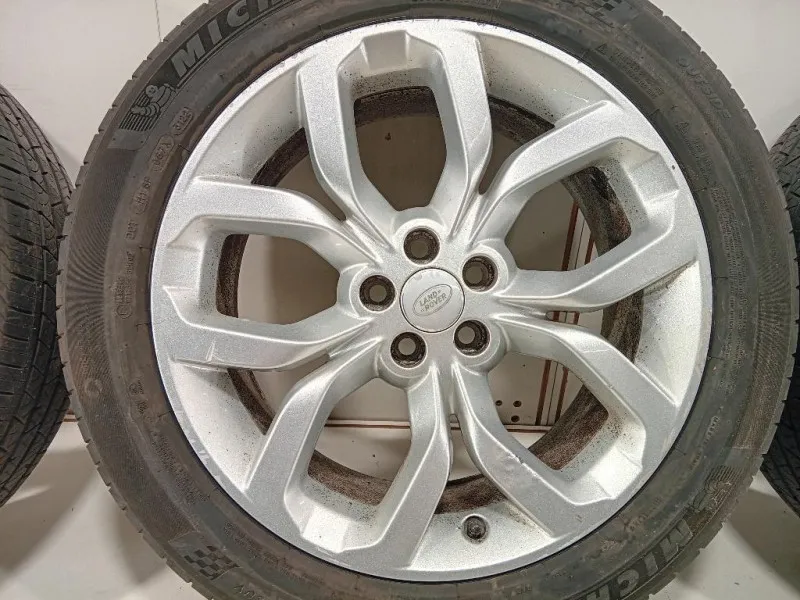 KIT 4 Cerchi HK7M-1007-AA Land Rover Discovery V Sport 2019