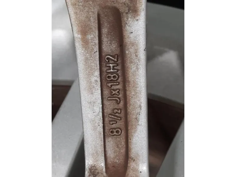 KIT 4 Cerchi A 171 401 28 02 Mercedes Classe SLK R171 2008