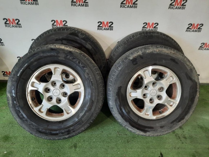 KIT 4 Cerchi 26570 R16 MR347069 Mitsubishi Pajero III 2000