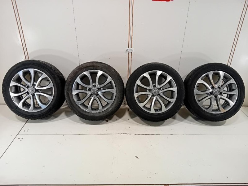 KIT 4 Cerchi 21555 ZR17 1KR7A Nissan JUKE I 2010