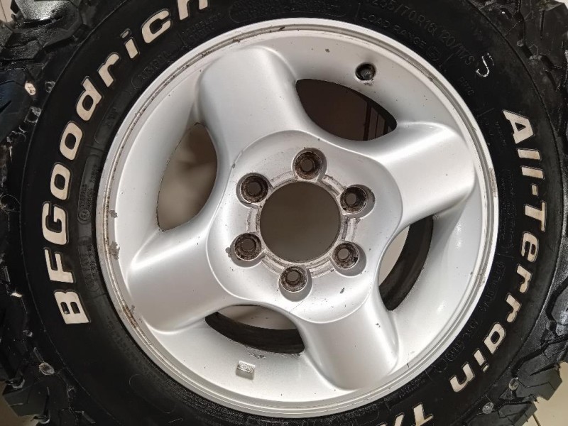 KIT 4 Cerchi 16X7JJ ET40 25570 R16 Nissan Navara 2005