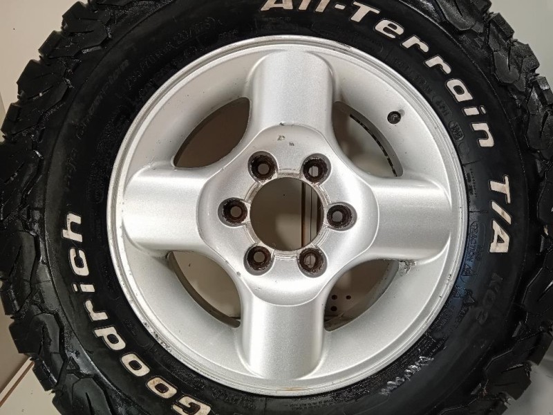 KIT 4 Cerchi 16X7JJ ET40 25570 R16 Nissan Navara 2005