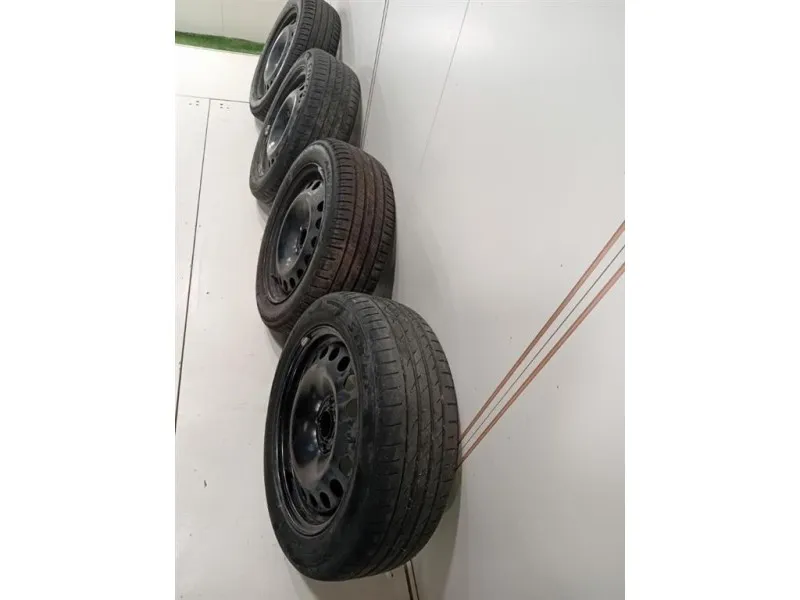 KIT 4 Cerchi 2160136 Opel Corsa E 2014