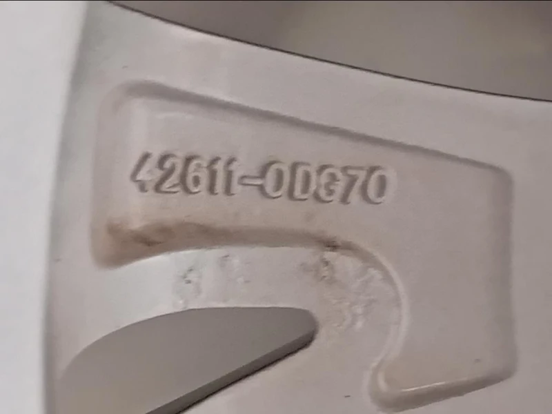 KIT 4 Cerchi 42611-0DG70 Toyota Yaris IV 2014