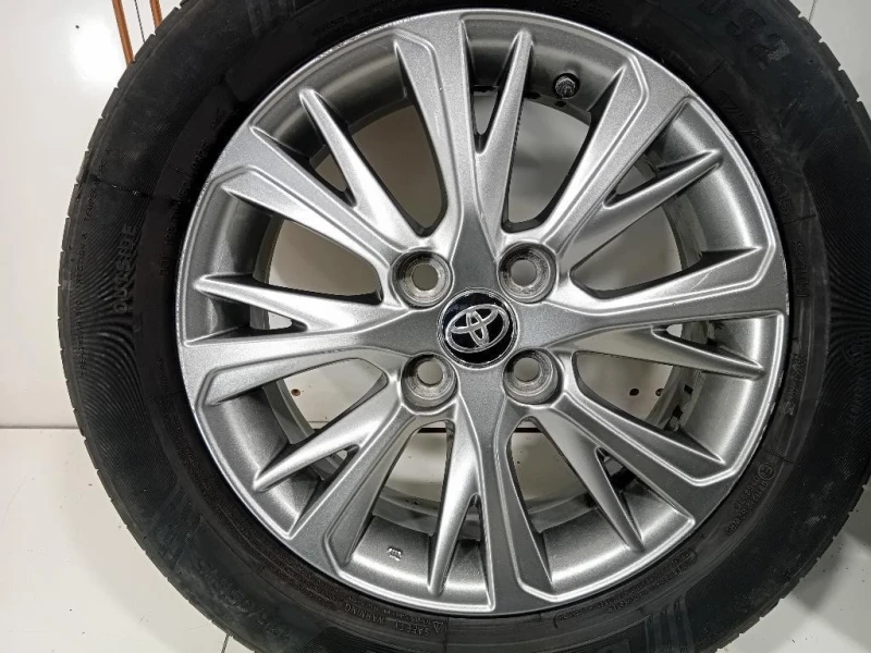 KIT 4 Cerchi 42611-0DG70 Toyota Yaris IV 2014