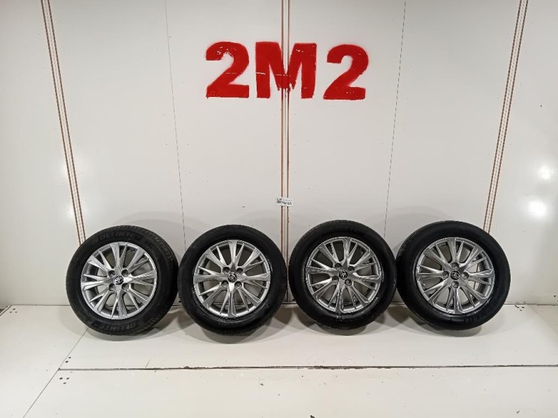 KIT 4 Cerchi 42611-0DG70 Toyota Yaris IV 2014