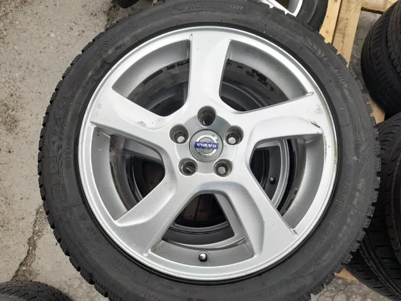 KIT 4 Cerchi 21550 R17 31200602 Volvo S60 II 2010