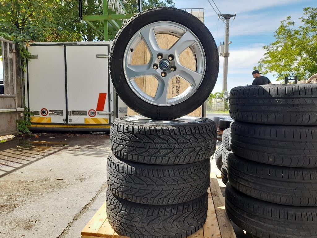 KIT 4 Cerchi 21550 R17 31200602 Volvo S60 II 2010