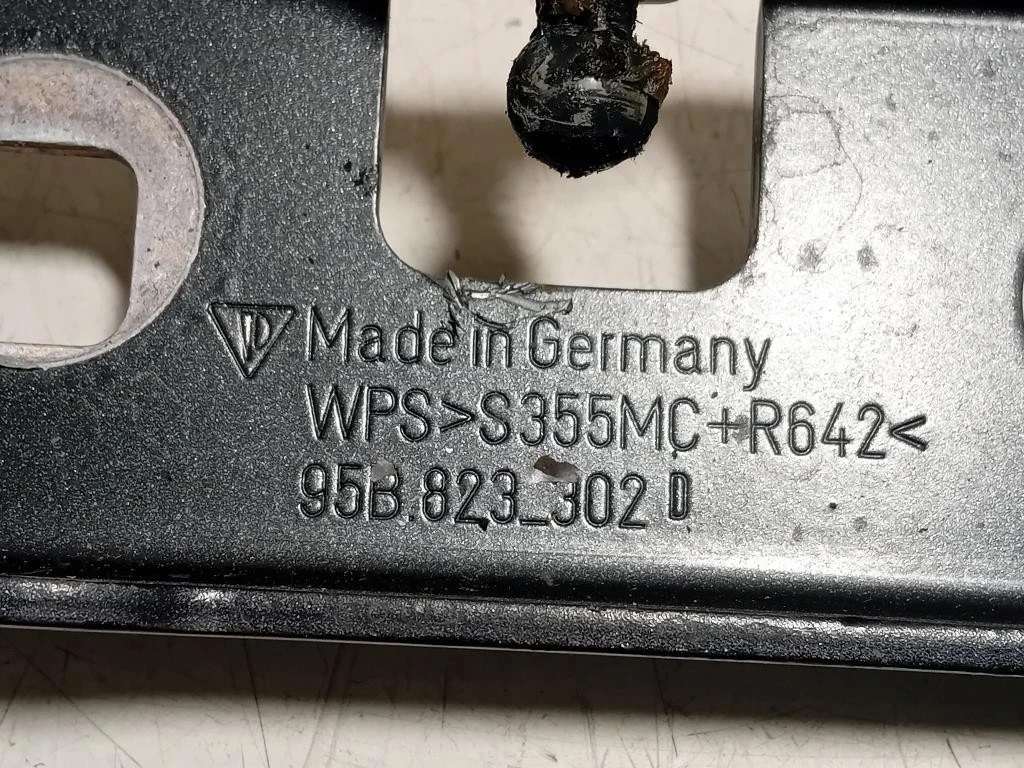 Cerniera Cofano ANT DX 95B823302 Porsche Macan I 2014