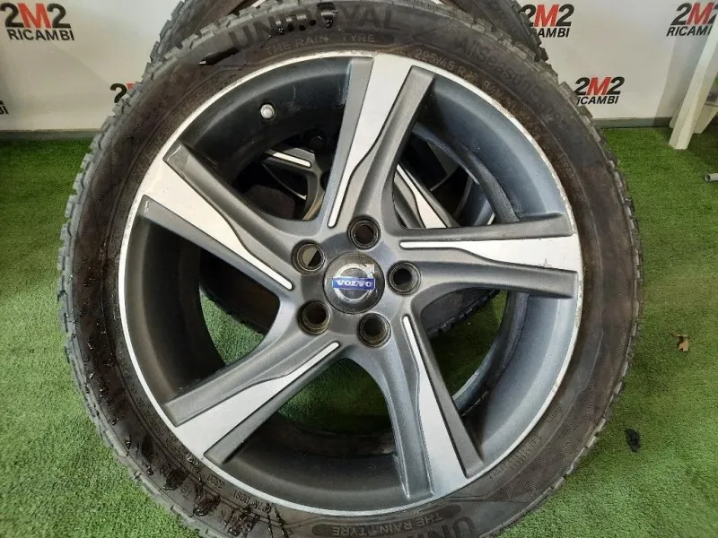 KIT 4 Cerchi 22545 R17 31347131 Volvo V40 II 2012