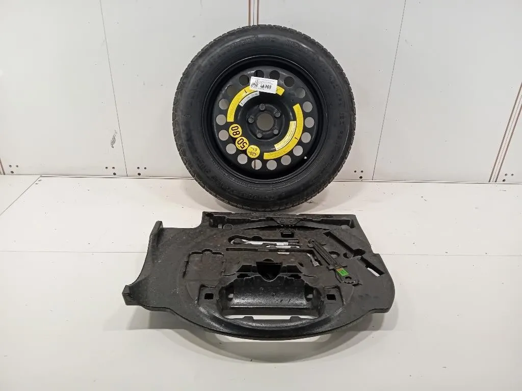 KIT Attrezzi A1668990021A164400002 RUOTA DE SCORTA Mercedes Classe ML W166 2012