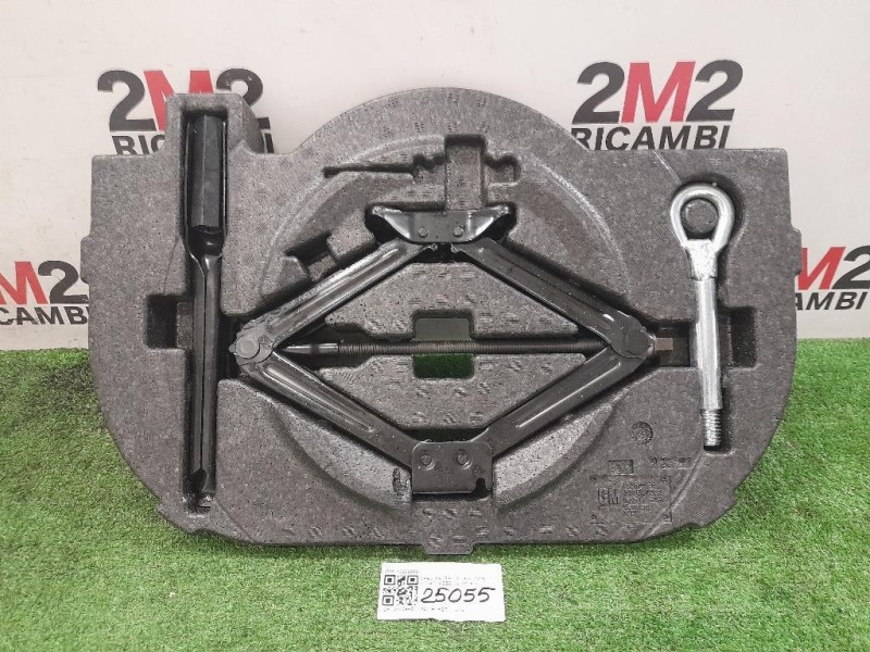 KIT Attrezzi 13369989 Opel Astra K SW 2016