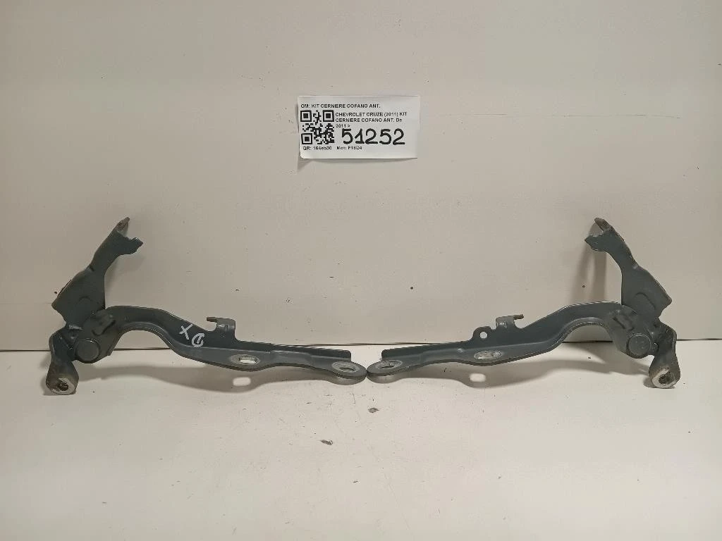 KIT Cerniere Cofano ANT KIT CERNIERE COFANO ANT Chevrolet Cruze 2011