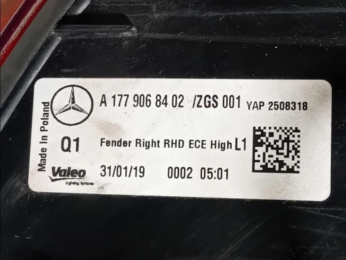 Fanale EST POST DX A1779068402 Mercedes Classe A W177 2018