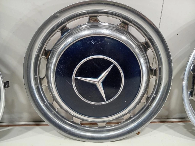 KIT Copricerchio Ruota KIT COPRICERCHIO RUOTA Mercedes Serie W123 1976-1985