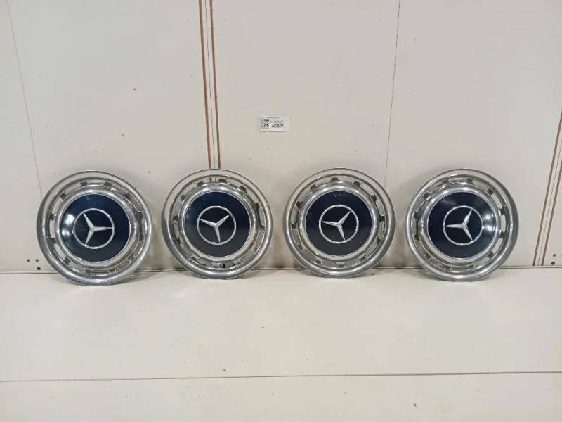 KIT Copricerchio Ruota KIT COPRICERCHIO RUOTA Mercedes Serie W123 1976-1985