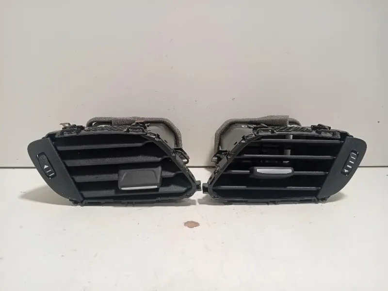 KIT Griglie Condotto ARIA Cruscotto H1BB-19K617-AEWH1BB-A018B0809 Ford Fiesta VII 2021