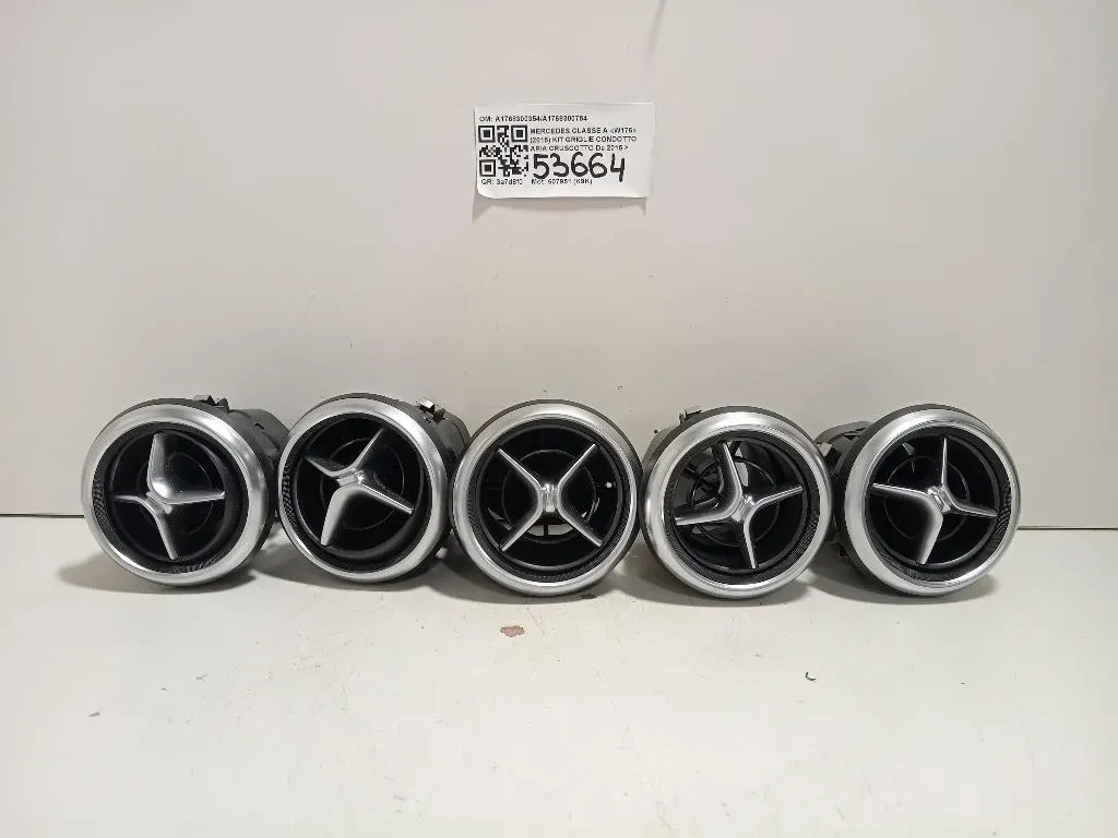 KIT Griglie Condotto ARIA Cruscotto A1768300354A1768300754 Mercedes Classe A W176 2015