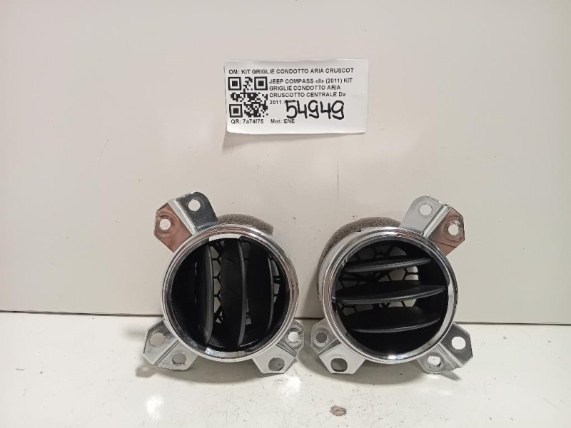 KIT Griglie Condotto ARIA Cruscotto Centrale KIT GRIGLIE CONDOTTO ARIA CRUSCOTTO CENTRALE Jeep Compass II 2011