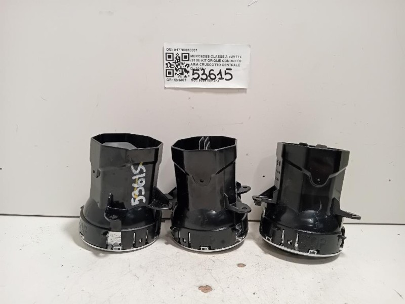KIT Griglie Condotto ARIA Cruscotto Centrale A17783063007 Mercedes Classe A W177 2018