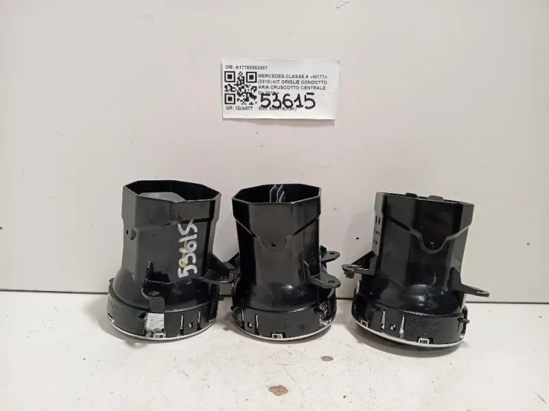 KIT Griglie Condotto ARIA Cruscotto Centrale A17783063007 Mercedes Classe A W177 2018