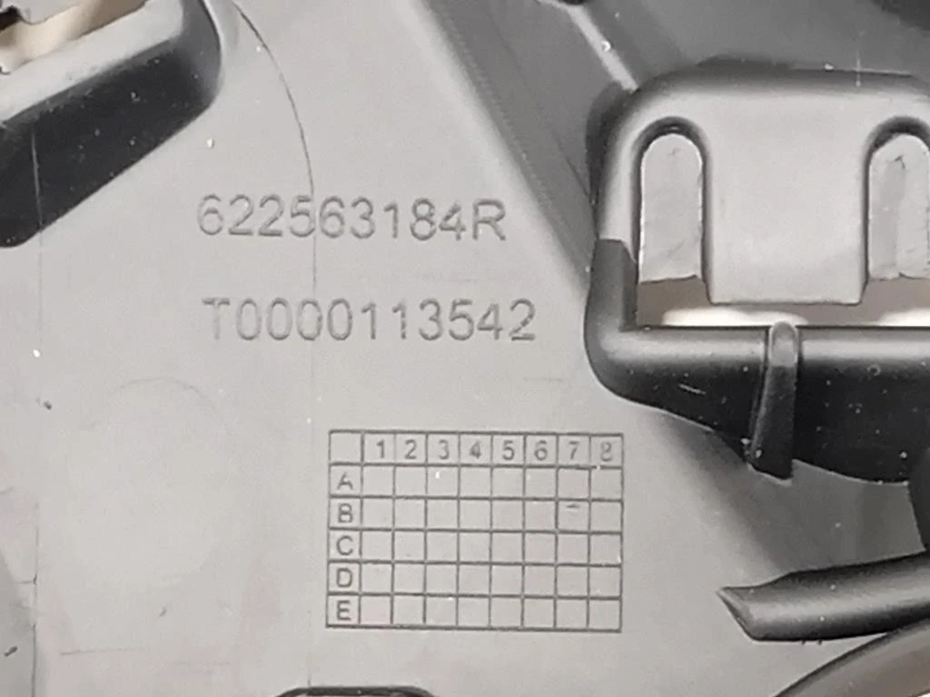 Griglia DI Ventilazione Paraurti ANT 622563184R Renault CLIO IV 2013