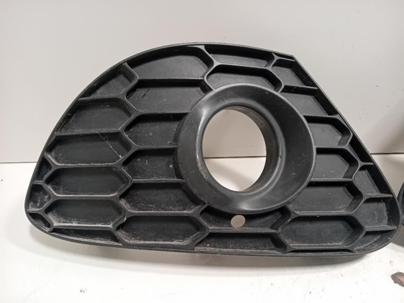 KIT Mascherine FARO Fendinebbia 156085907 Alfa Romeo Giulietta 2010