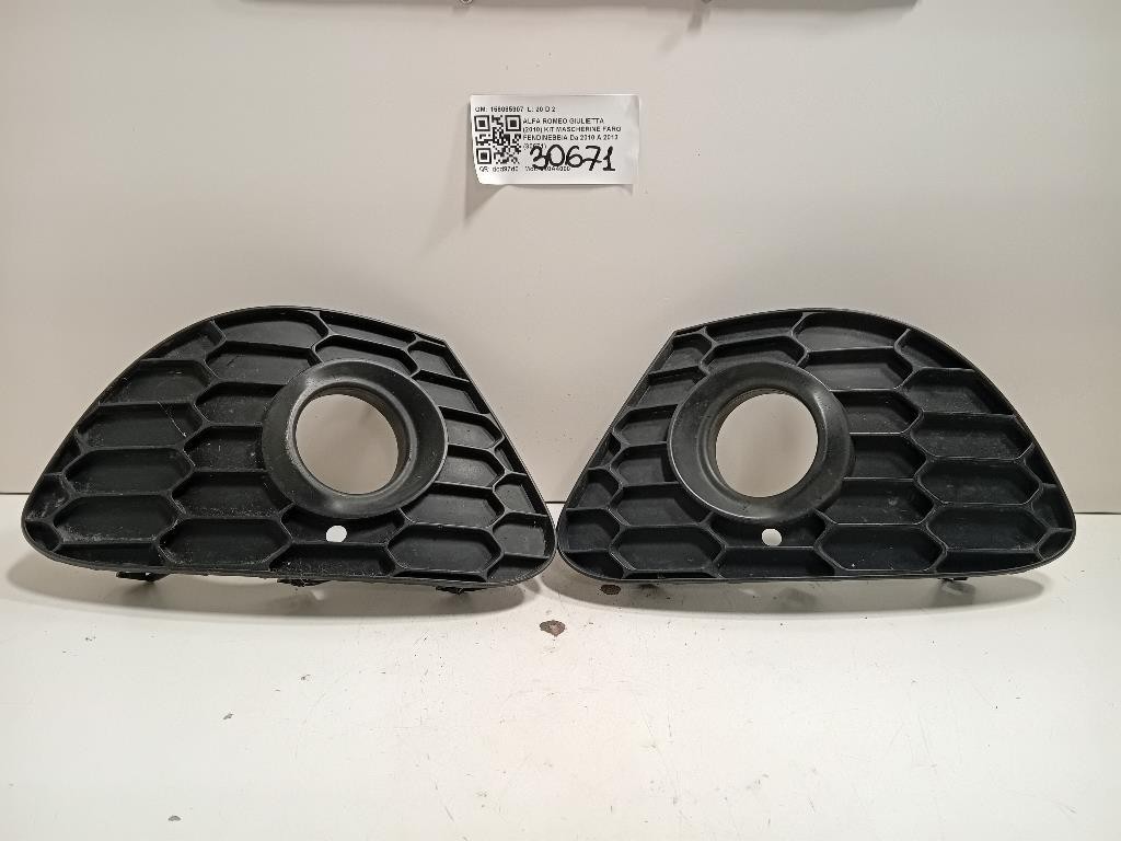 KIT Mascherine FARO Fendinebbia 156085907 Alfa Romeo Giulietta 2010