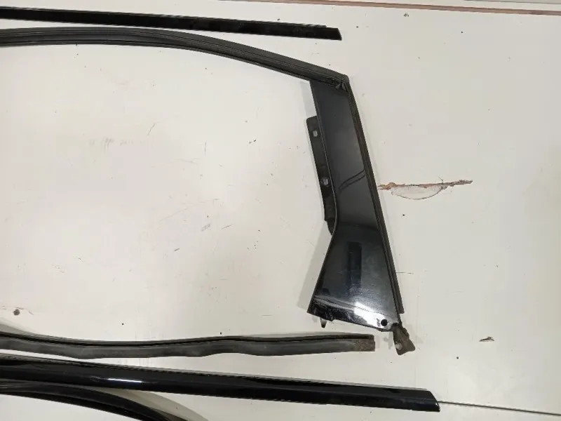 KIT Modanature Paracolpi Porta ANT E POST Land Rover Range Rover Evoque I 2011