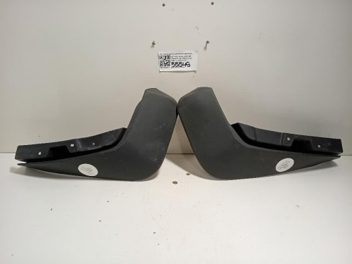 KIT Paraspruzzi Parafango POST AMX23-286A12-AAAM8X23-286A12-AA Jaguar F-pace 2015