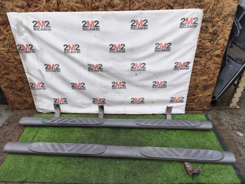 KIT Pedana Battitacco KIT PEDANA BATTITACCO Nissan Navara 2010