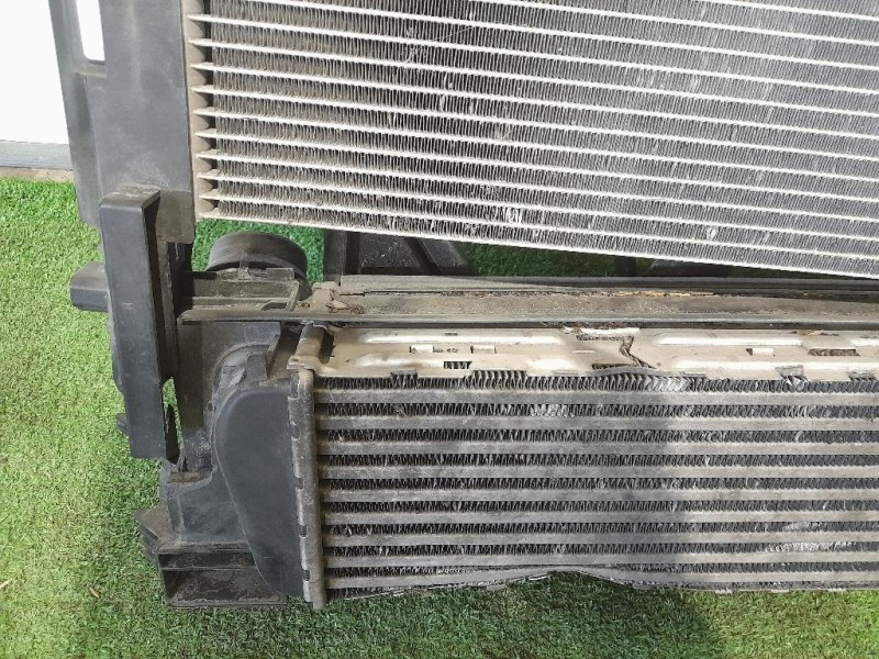 KIT Radiatori 7600532 8641946 8641963 Bmw Serie 1 F20 Berlina 2012