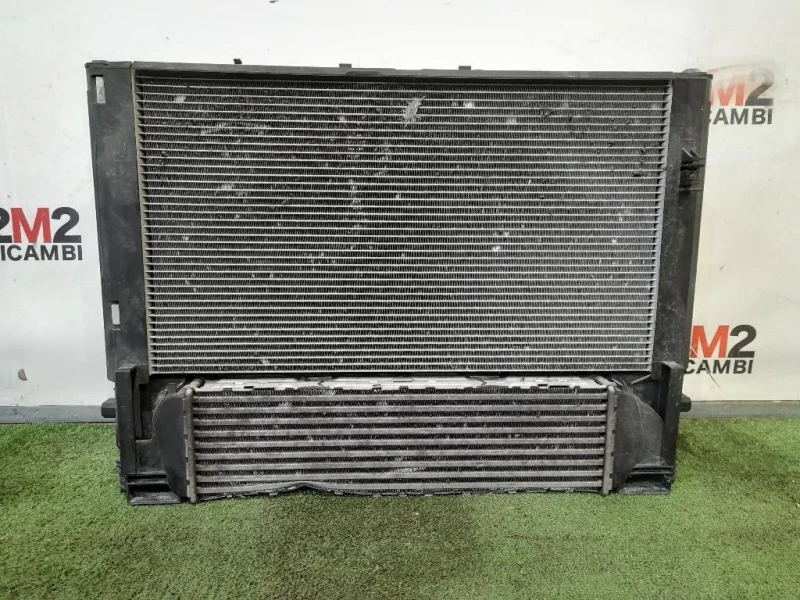 KIT Radiatori 7600532 8641946 8641963 Bmw Serie 1 F20 Berlina 2012