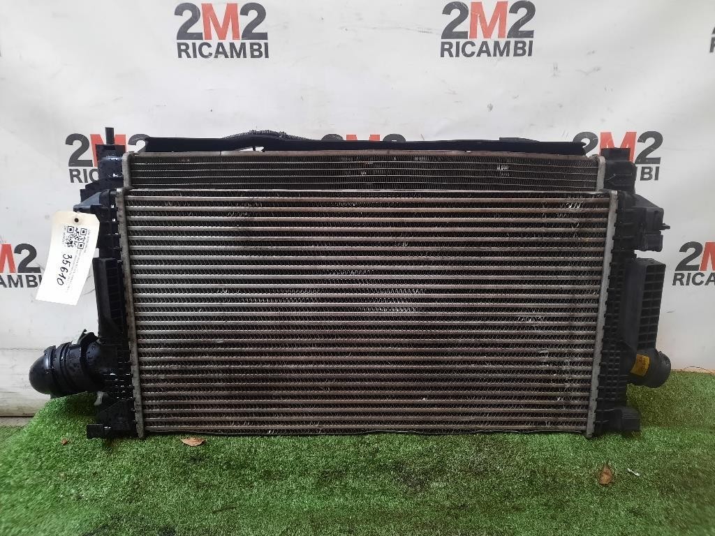 KIT Radiatori 0130308406 3213311 75617119 Chevrolet Orlando 2011