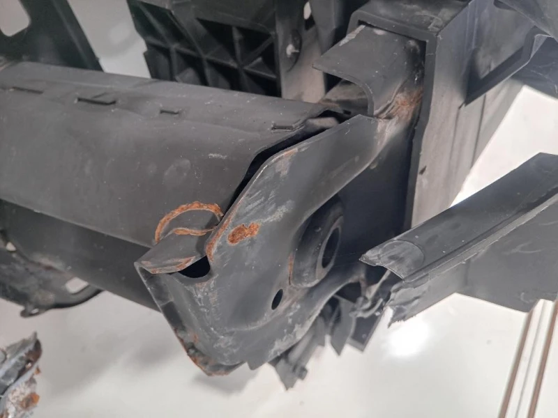 KIT Radiatori H1BB-8B041-A Ford Fiesta VII 2021