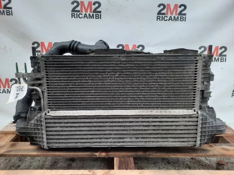 KIT Radiatori 3M5H-8C607-UB3M5H9L440AD Ford Focus II 2005