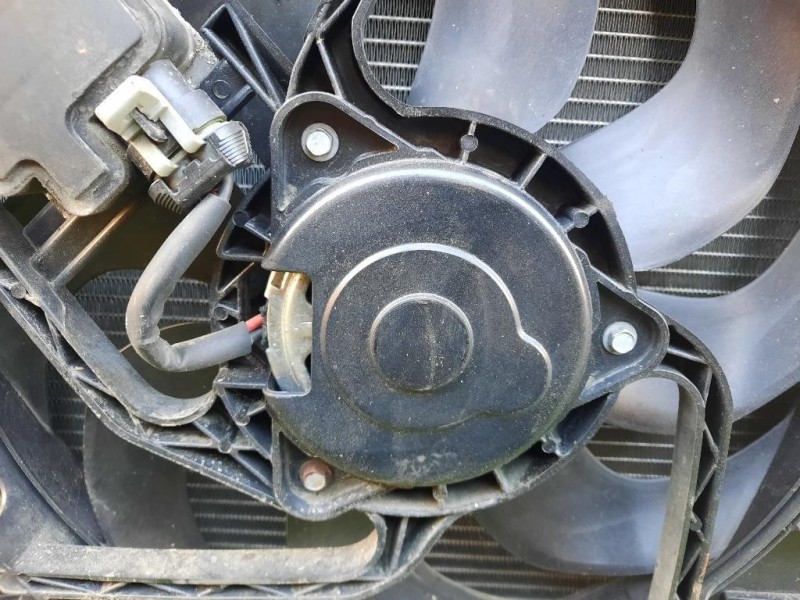 KIT Radiatori RIVESTIMENTO FRONTALE ANT +KIT RADIATORI Ford Mondeo IV 2007