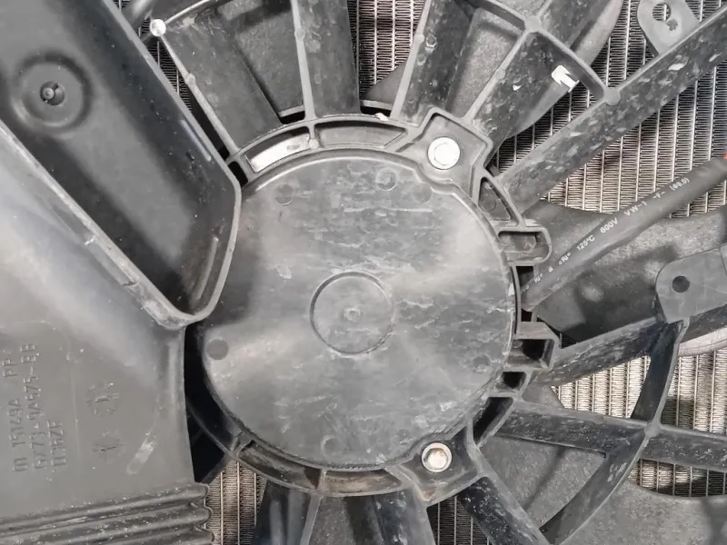 KIT Radiatori GX73-19710-BC Jaguar XE 2015