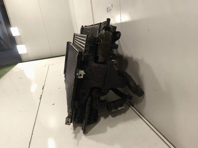 KIT Radiatori KIT RADIATORI Jaguar XF I 2011